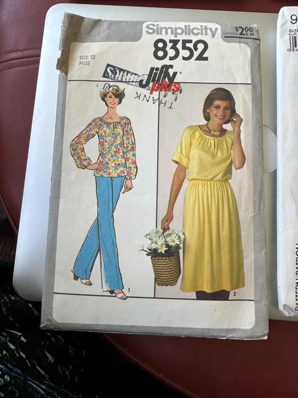 Lot of 6 Vintage Sewing Patterns - Picture 5 of 7